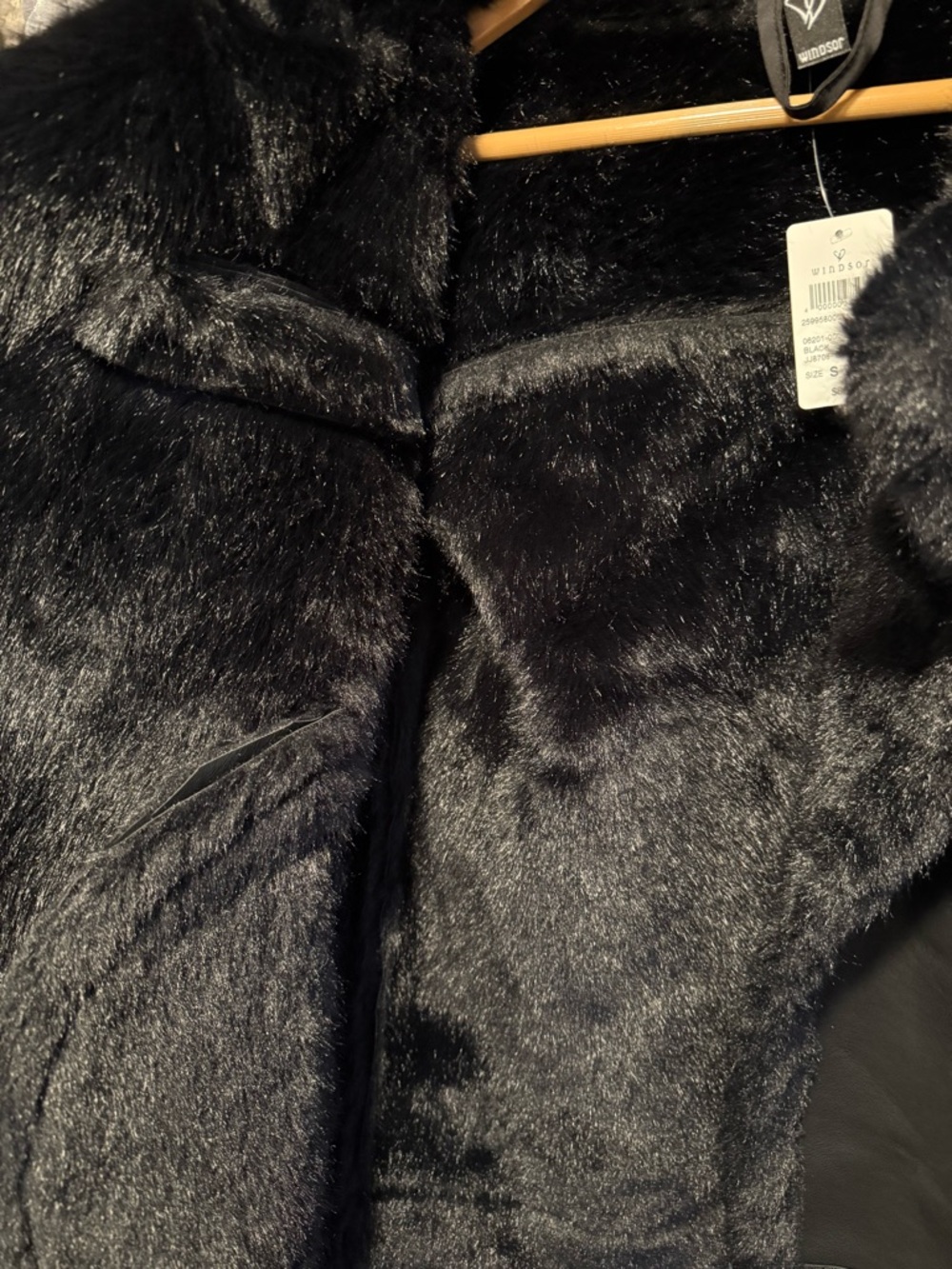Windsor Black Leather Shearling-Trim Jacket - Picture 5 of 7